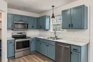 219 Shorey Dr, Defuniak Springs, FL 32433 - Photo 10