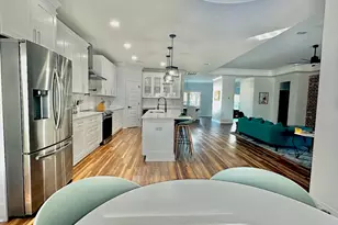 335 E Club House Dr E, Freeport, FL 32439 - Photo 8