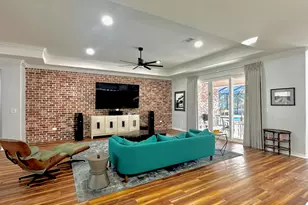 335 E Club House Dr E, Freeport, FL 32439 - Photo 10