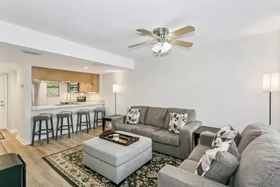 229 Carmel Drive #UNIT 9, Fort Walton Beach, FL 32547 - Photo 2