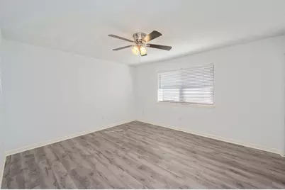 201 E College Boulevard E #13, Niceville, FL 32578 - Photo 18