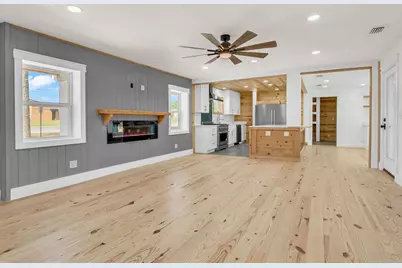 498 Alabama Avenue, Crestview, FL 32536 - Photo 2