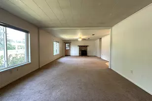 8101 4th St, Laurel Hill, FL 32567 - Photo 12