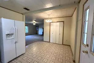 8101 4th St, Laurel Hill, FL 32567 - Photo 6