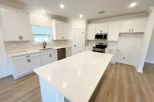 2802 San Antone Ct, Crestview, FL 32539 - Photo 4