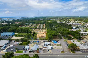 60 Beal Pkwy, Fort Walton Beach, FL 32548 - Photo 16