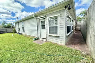 451 W Park Dr, Mary Esther, FL 32569 - Photo 46