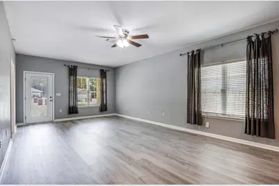 158 Dixie Street, Crestview, FL 32536 - Photo 8