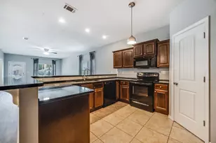 158 Dixie St, Crestview, FL 32536 - Photo 12