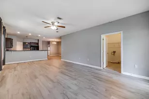 158 Dixie St, Crestview, FL 32536 - Photo 6