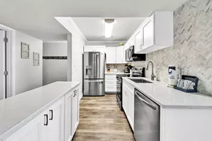 676 Santa Rosa Blvd, Fort Walton Beach, FL 32548 - Photo 10