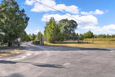 585 E Huckaba Road E, Defuniak Springs, FL 32435 - Photo 6