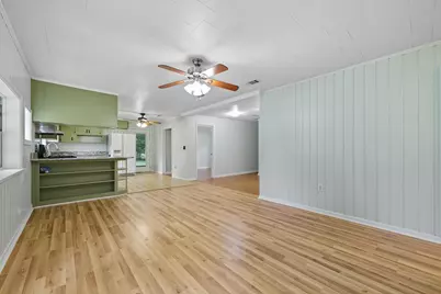 2128 3rd Avenue, Crestview, FL 32539 - Photo 6