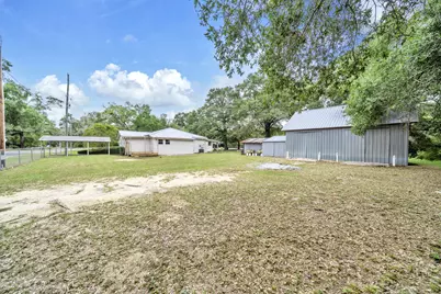 226 S 19th Street S, Defuniak Springs, FL 32435 - Photo 12