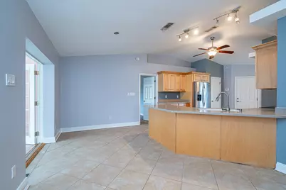 2759 Pleasant Bay Court, Navarre, FL 32566 - Photo 10