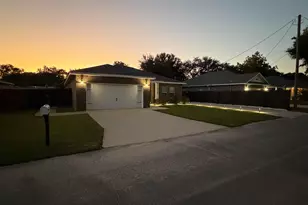 474 Sara Ave, Mary Esther, FL 32569 - Photo 46