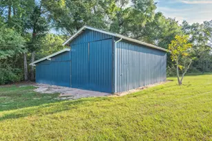 1260 E Chestnut Ave E, Crestview, FL 32536 - Photo 4