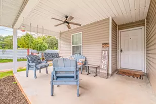 1827 Gainer Rd, Baker, FL 32531 - Photo 2