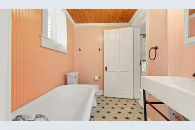 87 Bay Avenue, Defuniak Springs, FL 32435 - Photo 16