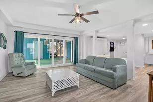 3820 Treasure Cir, Panama City Beach, FL 32408 - Photo 10