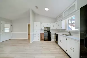 221 Poinsettia Dr, Panama City Beach, FL 32413 - Photo 12