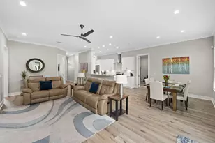 305 Sweet Basil Ln, Niceville, FL 32578 - Photo 10