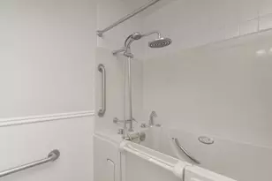 396 Lakeview Dr, Defuniak Springs, FL 32433 - Photo 28