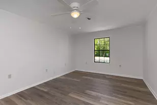 396 Lakeview Dr, Defuniak Springs, FL 32433 - Photo 22