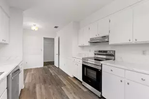 396 Lakeview Dr, Defuniak Springs, FL 32433 - Photo 14