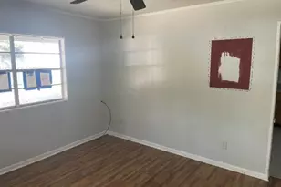 118 Peach Tree St, Paxton, FL 32538 - Photo 10