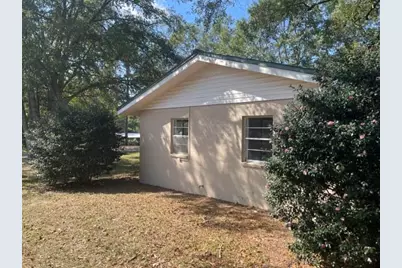 118 Peach Tree Street, Paxton, FL 32538 - Photo 10