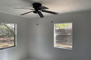 118 Peach Tree St, Paxton, FL 32538 - Photo 16