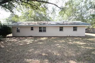 118 Peach Tree St, Paxton, FL 32538 - Photo 20