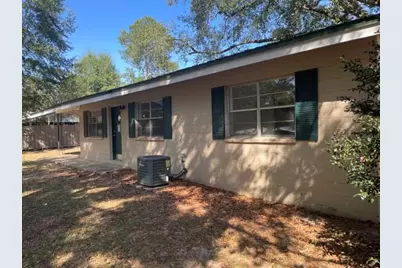 118 Peach Tree Street, Paxton, FL 32538 - Photo 2