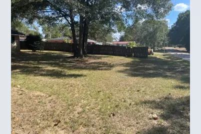 118 Peach Tree Street, Paxton, FL 32538 - Photo 4