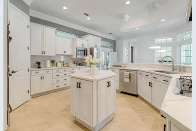 111 Troy Circle, Fort Walton Beach, FL 32547 - Photo 38