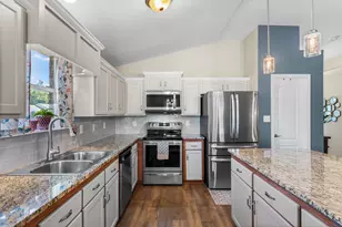 2423 Raider Ln, Navarre, FL 32566 - Photo 8