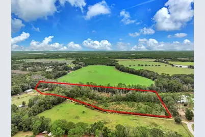 685 Pinewood Drive, Defuniak Springs, FL 32433 - Photo 2