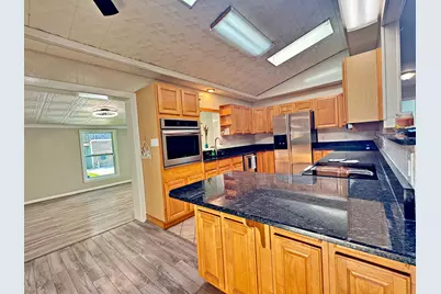 25 NW Memorial Parkway NW, Fort Walton Beach, FL 32548 - Photo 20