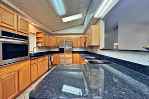 25 NW Memorial Parkway NW, Fort Walton Beach, FL 32548 - Photo 22