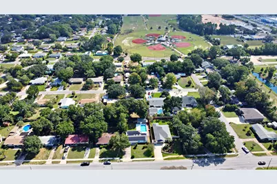 25 NW Memorial Parkway NW, Fort Walton Beach, FL 32548 - Photo 4