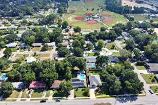 25 NW Memorial Parkway NW, Fort Walton Beach, FL 32548 - Photo 4