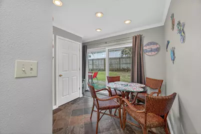 210 Pelham Road #UNIT 104B, Fort Walton Beach, FL 32547 - Photo 4