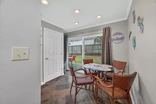 210 Pelham Rd, Fort Walton Beach, FL 32547 - Photo 4