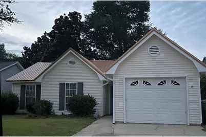 162 Meadowbrook Court, Niceville, FL 32578 - Photo 1