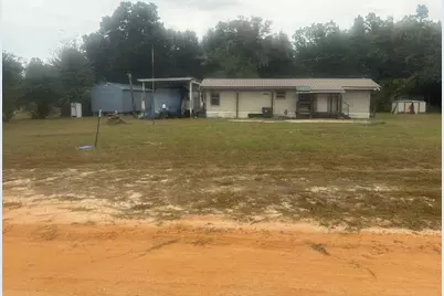 90 W Orange Blossom Ave Avenue, Defuniak Springs, FL 32433 - Photo 1