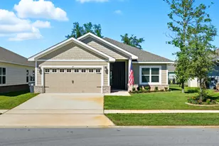 49 Cool Breeze Dr, Freeport, FL 32439 - Photo 1