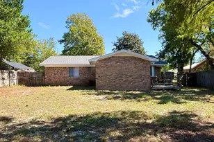 318 Austin Ave, Mary Esther, FL 32569 - Photo 10