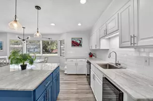 6500 Calle De Lago, Navarre, FL 32566 - Photo 8