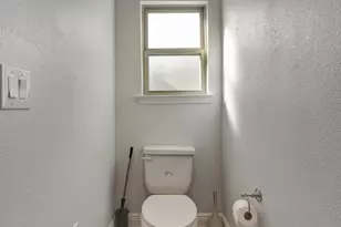 231 Baycliff Dr, Crestview, FL 32536 - Photo 22